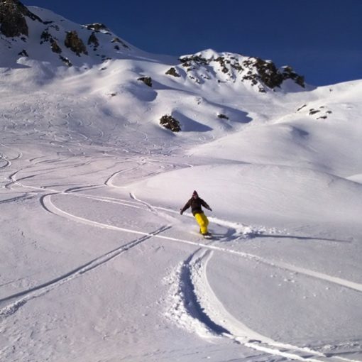 snowboarder au pic du midi