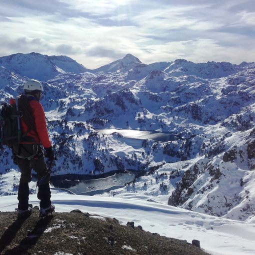 sous le sommet du Barrassé face au vallon du Campana de Clotou